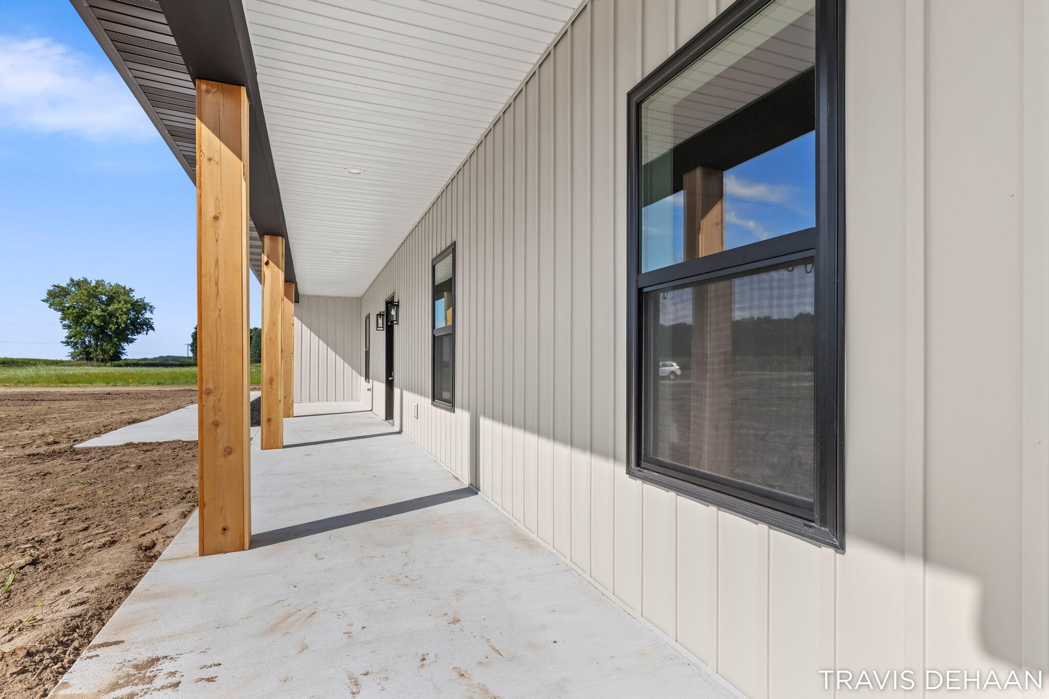 6200 N Woodland Road