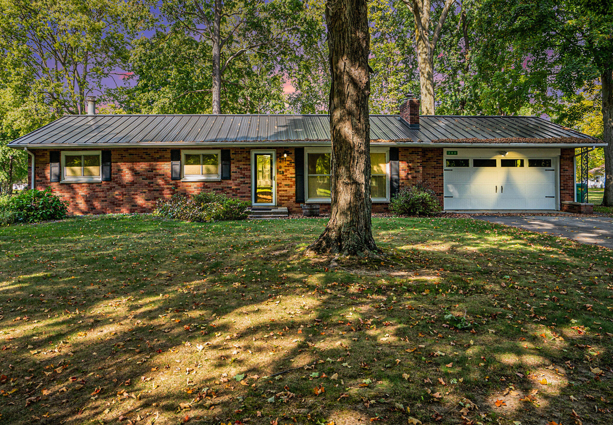340 W Railroad Street