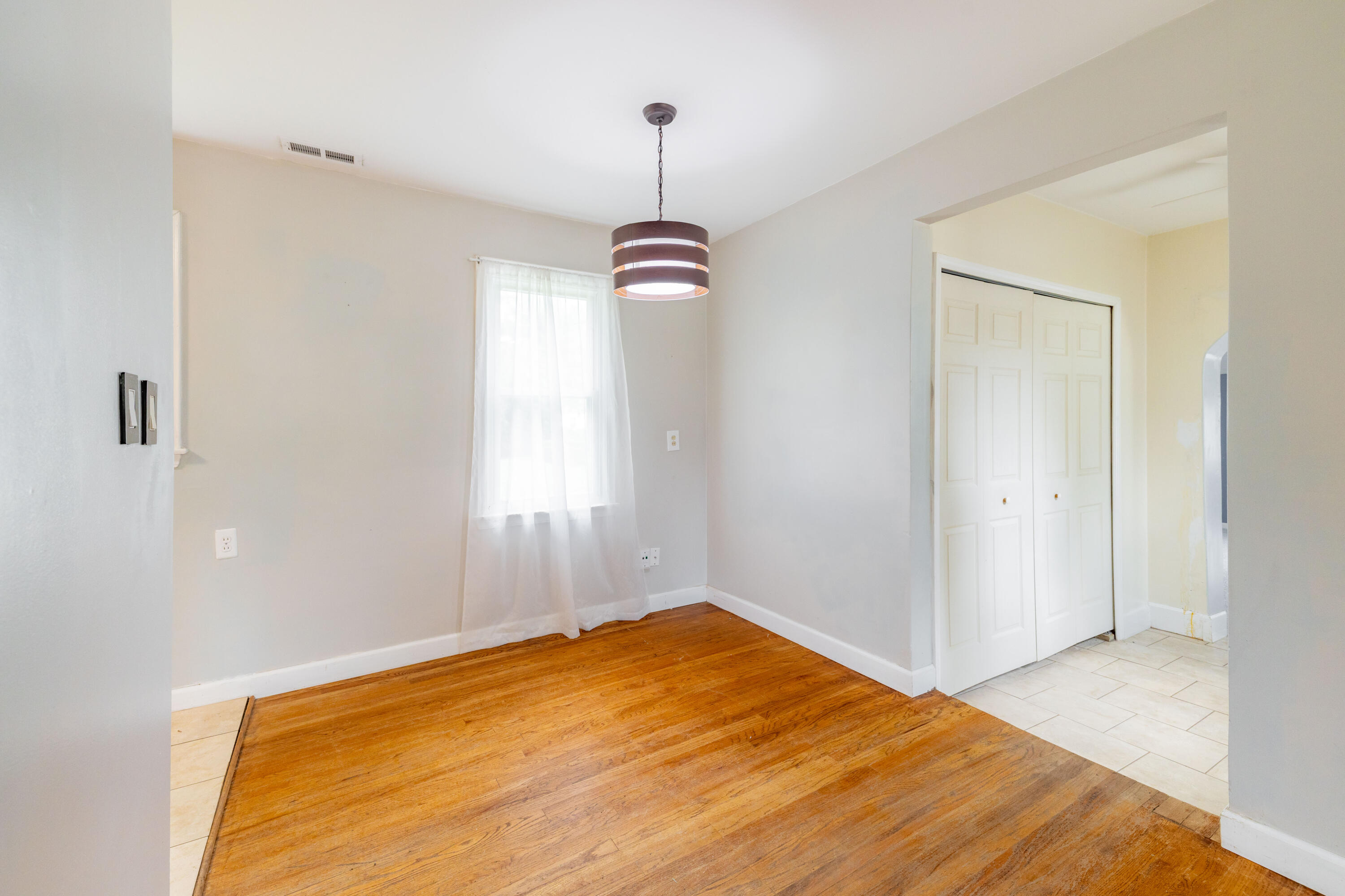 8876 Sheldon Road