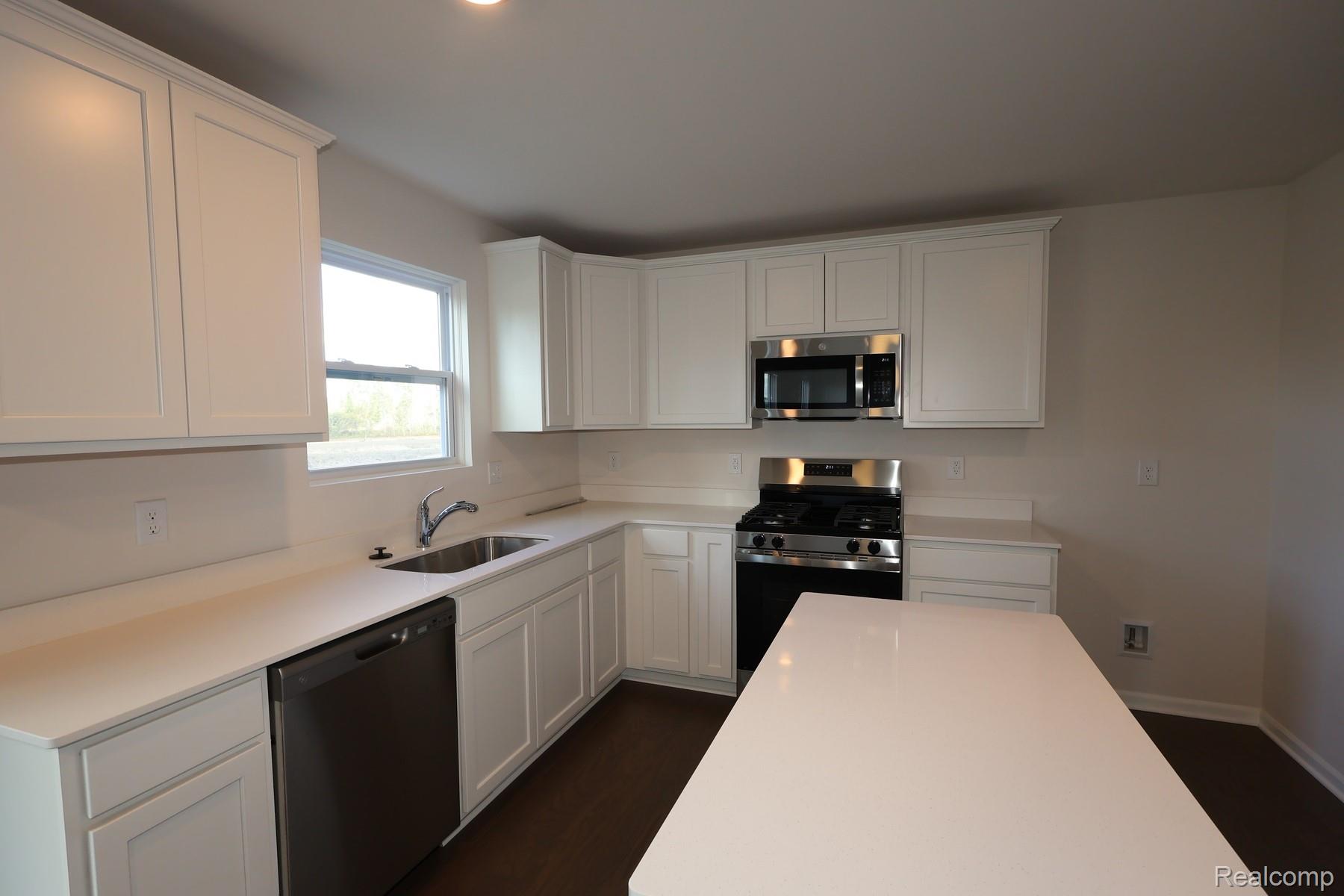 4241 Cedar Lane