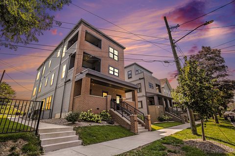 826 Fairview Avenue NE 4 Grand Rapids City MI 49503