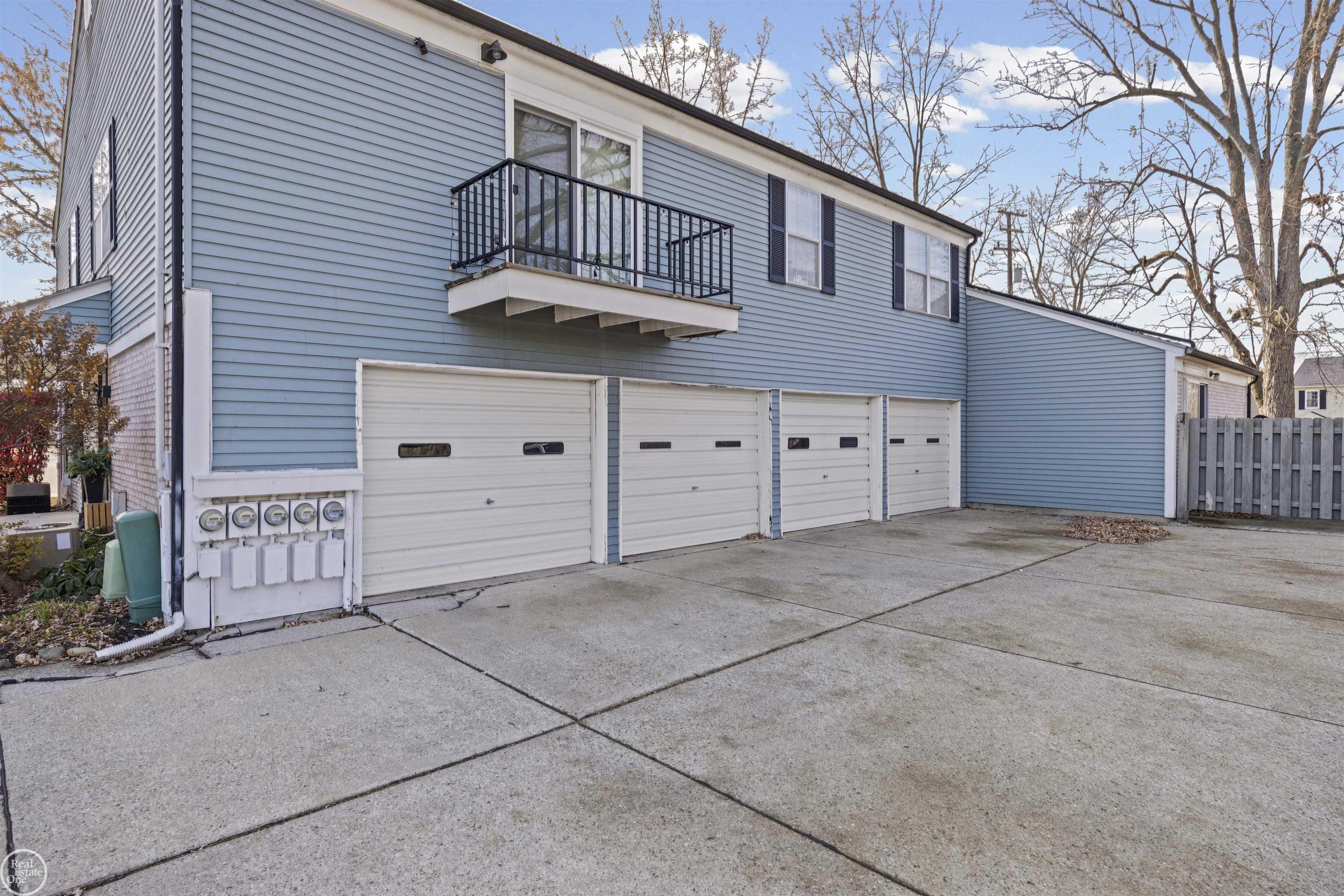 24692 N MEADOW Drive