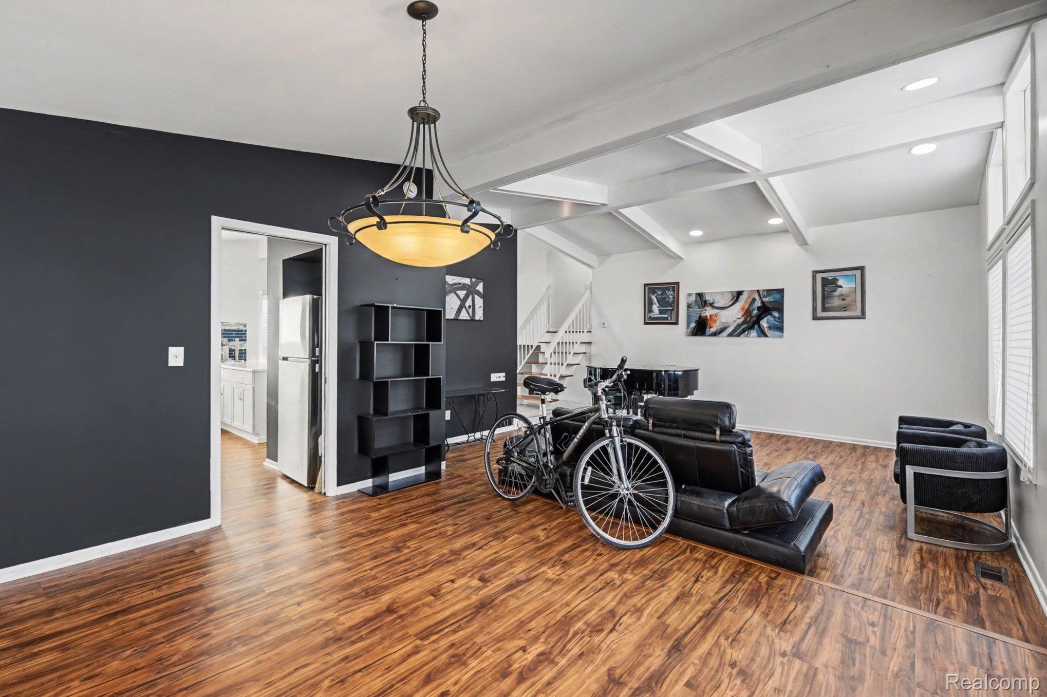 22430 Chatsford Circuit Street