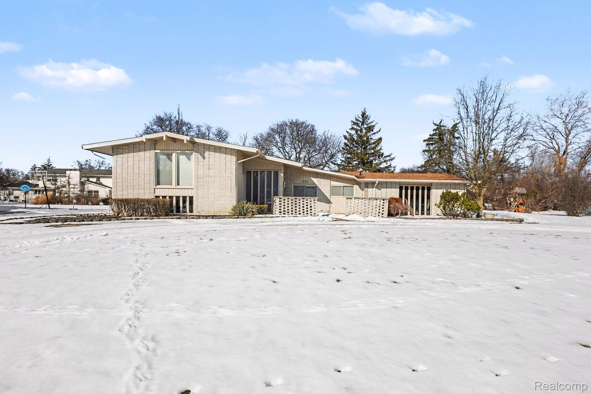 22430 Chatsford Circuit Street