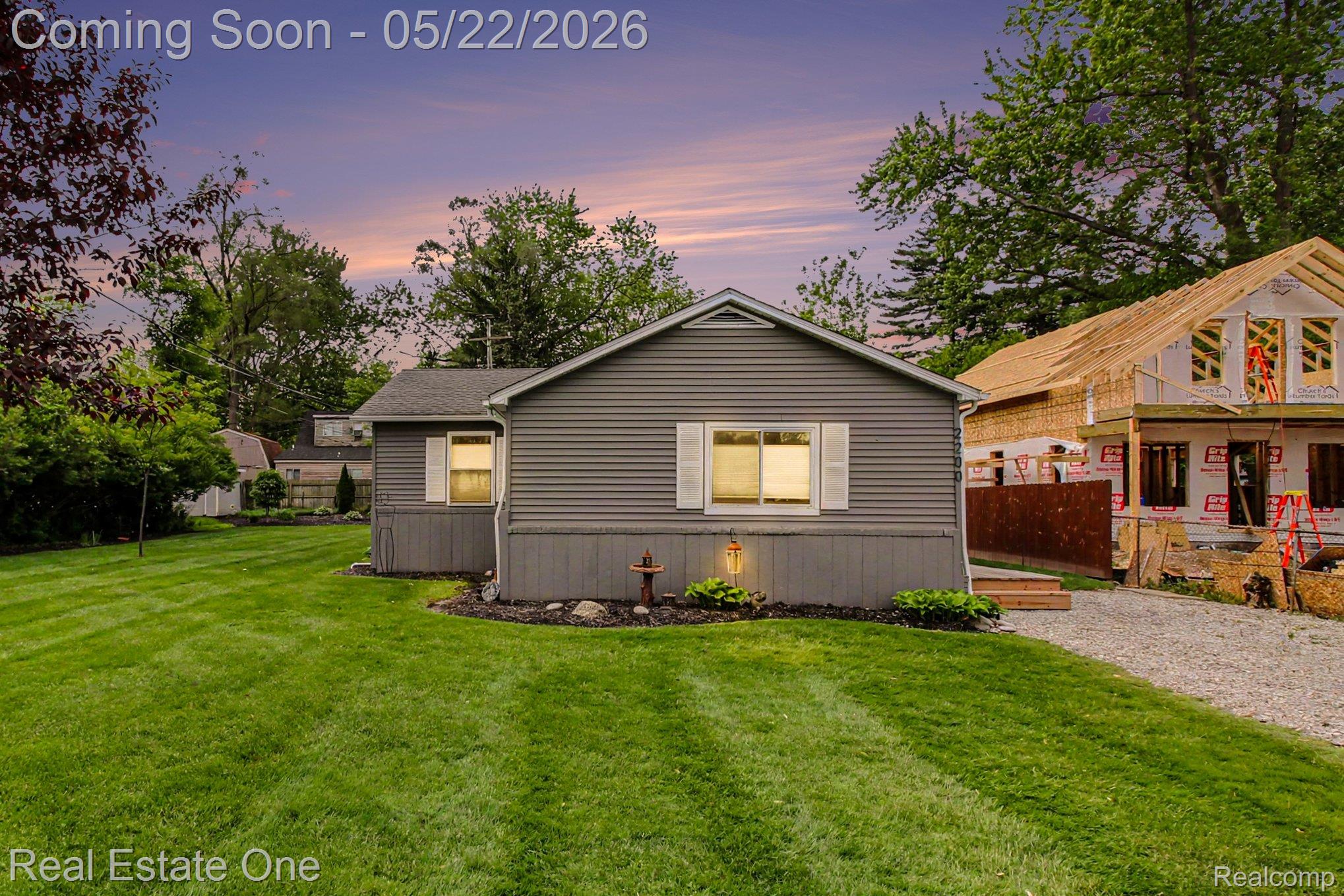 2200 Davista Drive