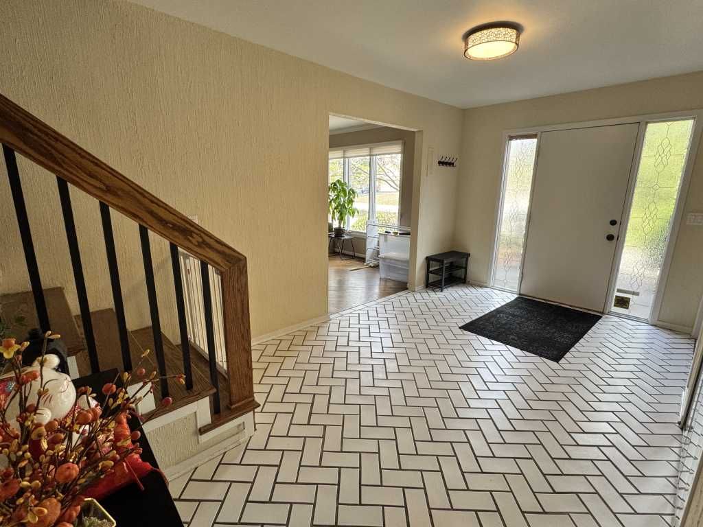 35315 REGENCY Lane