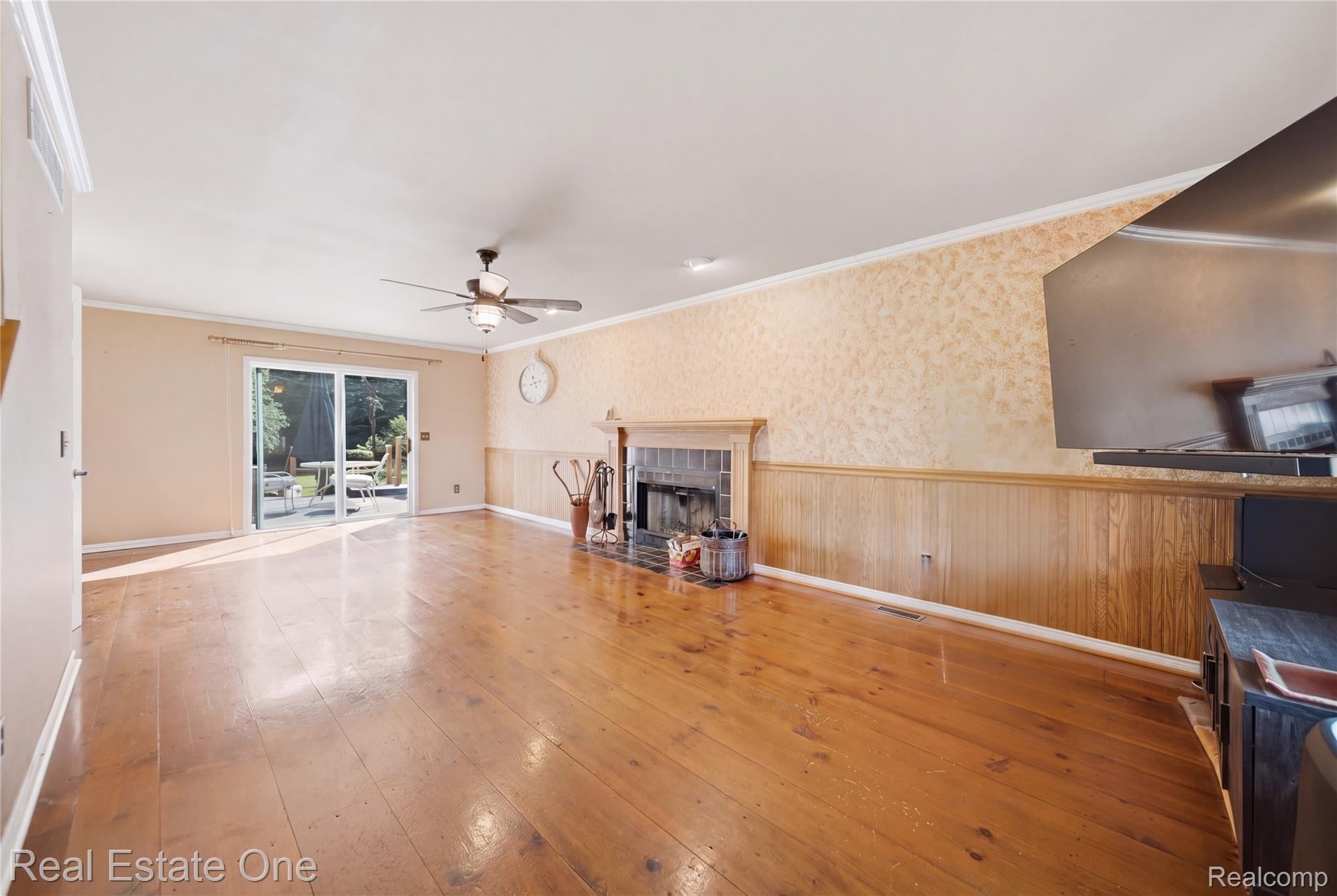 242 Darvale Drive