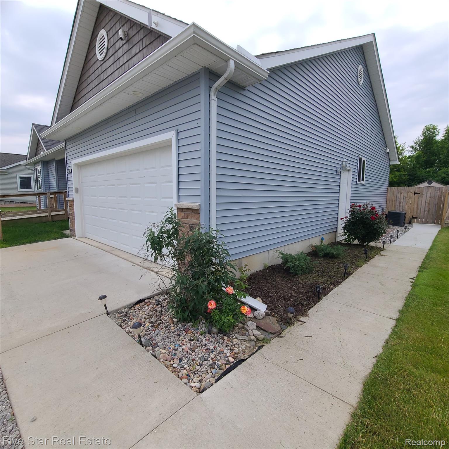 105 Degurse Avenue