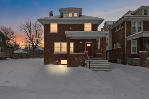 A home in HighlandParkCity_Wayne