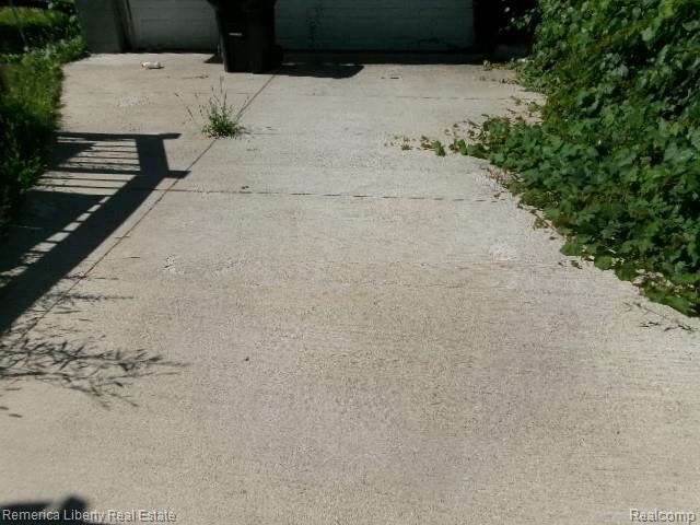 20656 McCormick Street