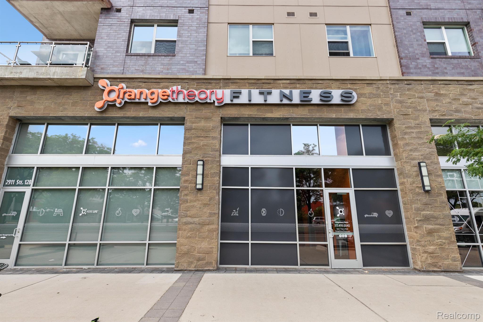 DetroitCity_Wayne, Michigan 48206, United States, 2 Bedrooms Bedrooms, ,3 BathroomsBathrooms,Residential,Pending,103785