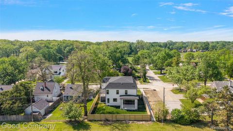 Tiny photo for 1228 W Windemere Avenue, Royal Oak City, MI 48073 (MLS # 20261036886)