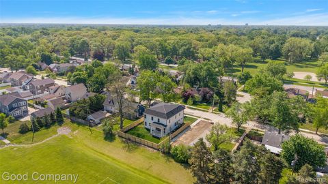 Tiny photo for 1228 W Windemere Avenue, Royal Oak City, MI 48073 (MLS # 20261036886)