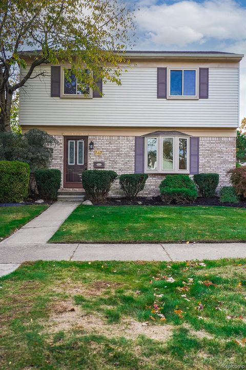 547 Orchard Street Wyandotte City MI 48192