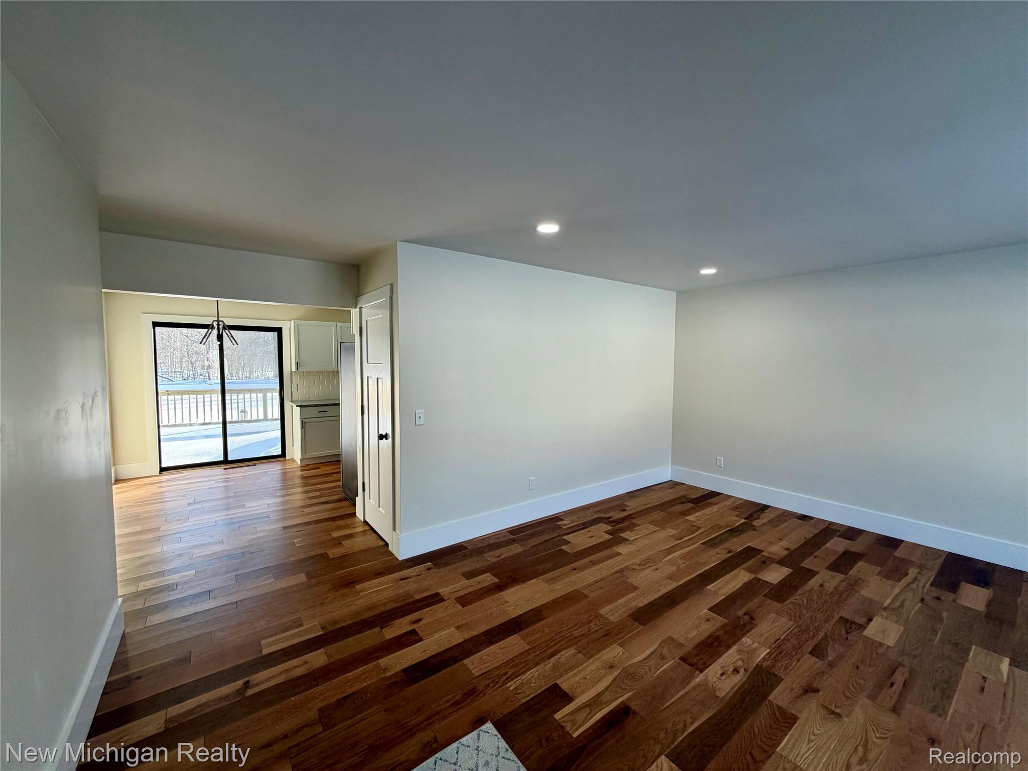 5511 Cottonwood Drive