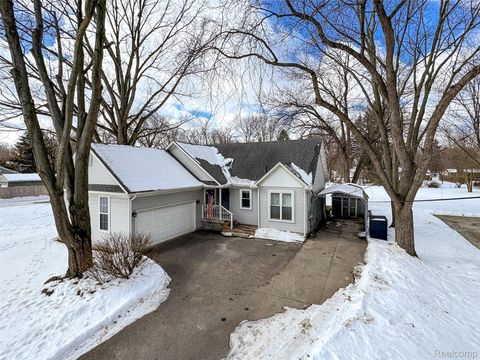 2311 Richwood Road Auburn Hills City MI 48326