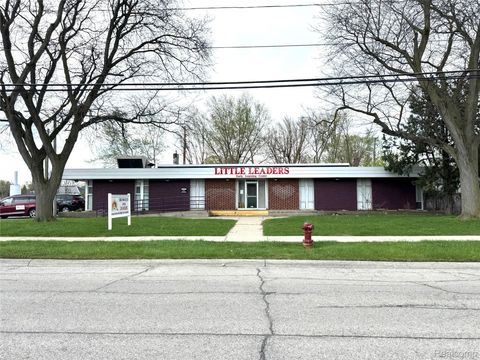 14060 Stephens Road Warren City MI 48089