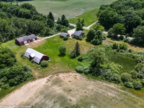 Tiny photo for 3193 W 112th Street, Ashland Township, MI 49327 (MLS # 72026006001)