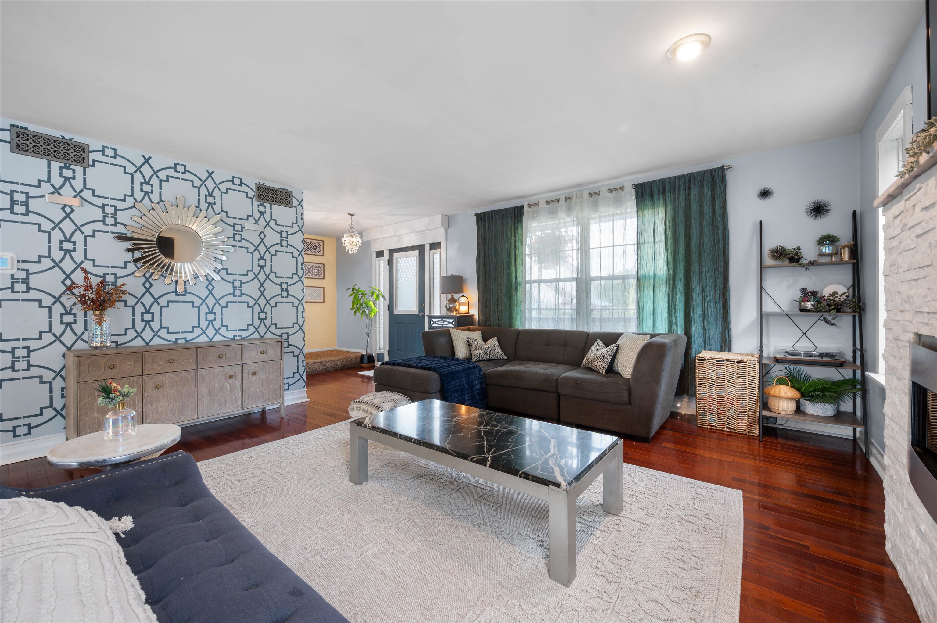 4403 Great Oaks Drive