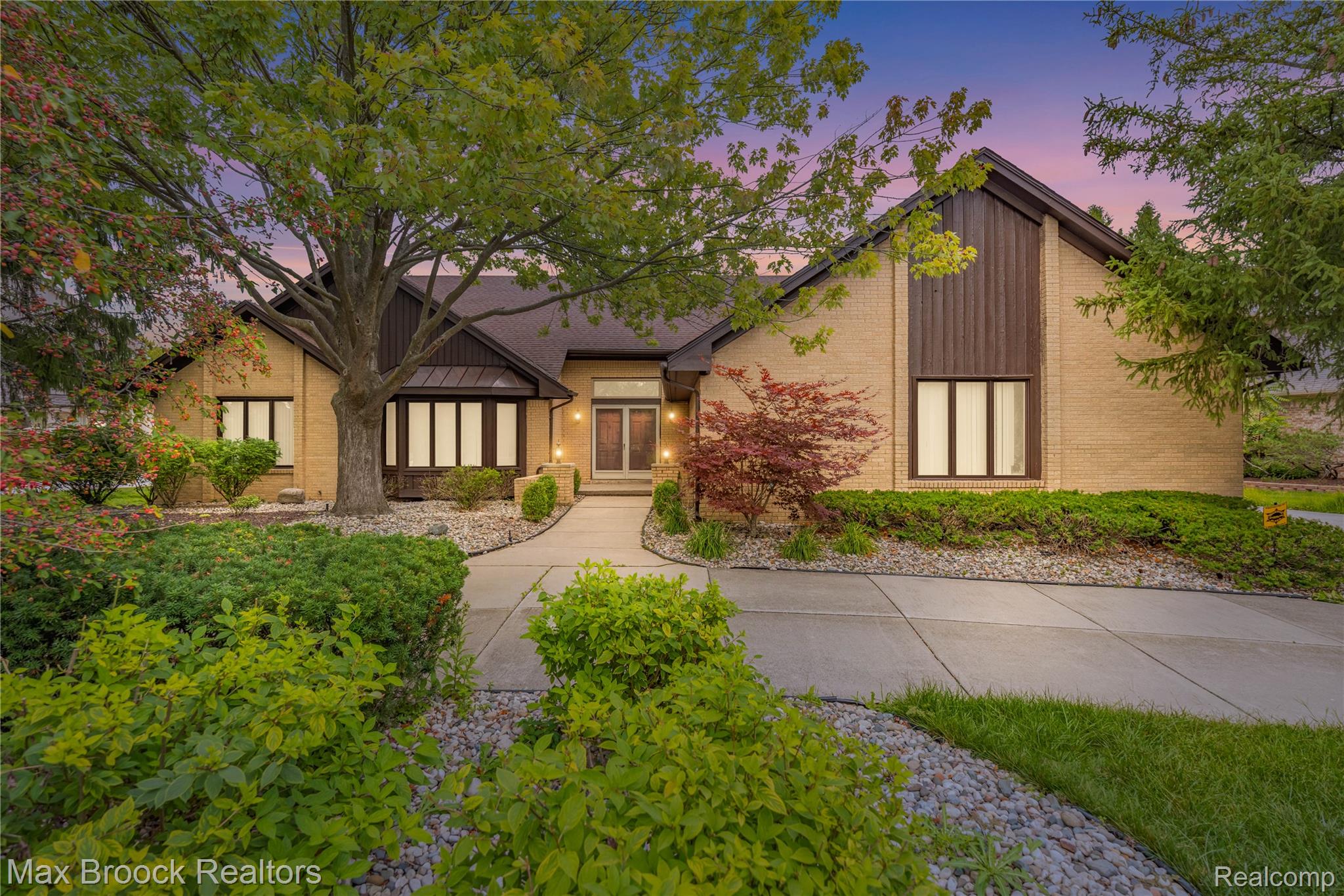 4418 Pinehurst Drive