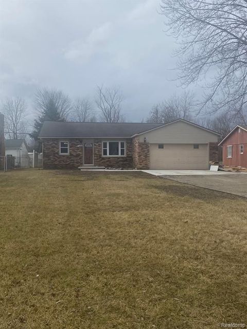32198 TRUMAN Road Rockwood City Wayne MI 48173