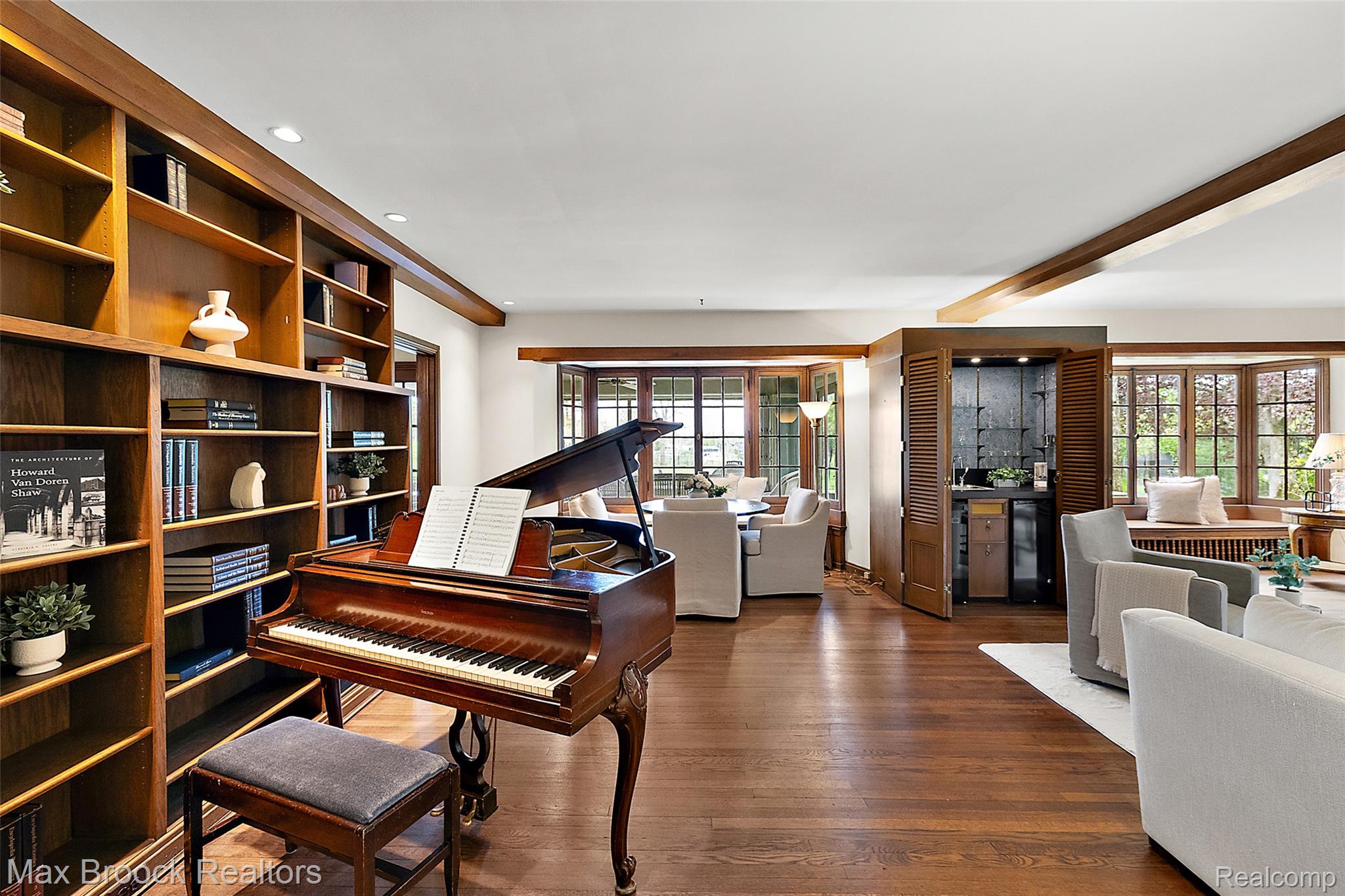 65 Lone Pine Road