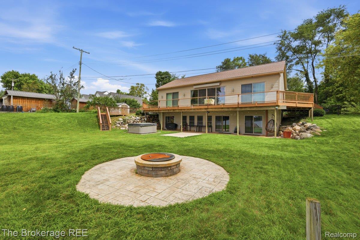 4499 5th Street