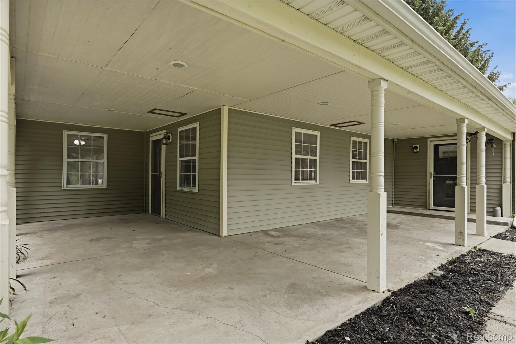 8573 W Lovejoy Road