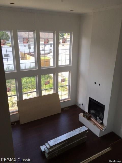 5018 NORTHLAWN (Colonial) Drive