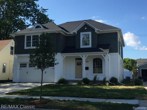 5018 NORTHLAWN (Colonial) Drive Sterling Heights City MI 48310