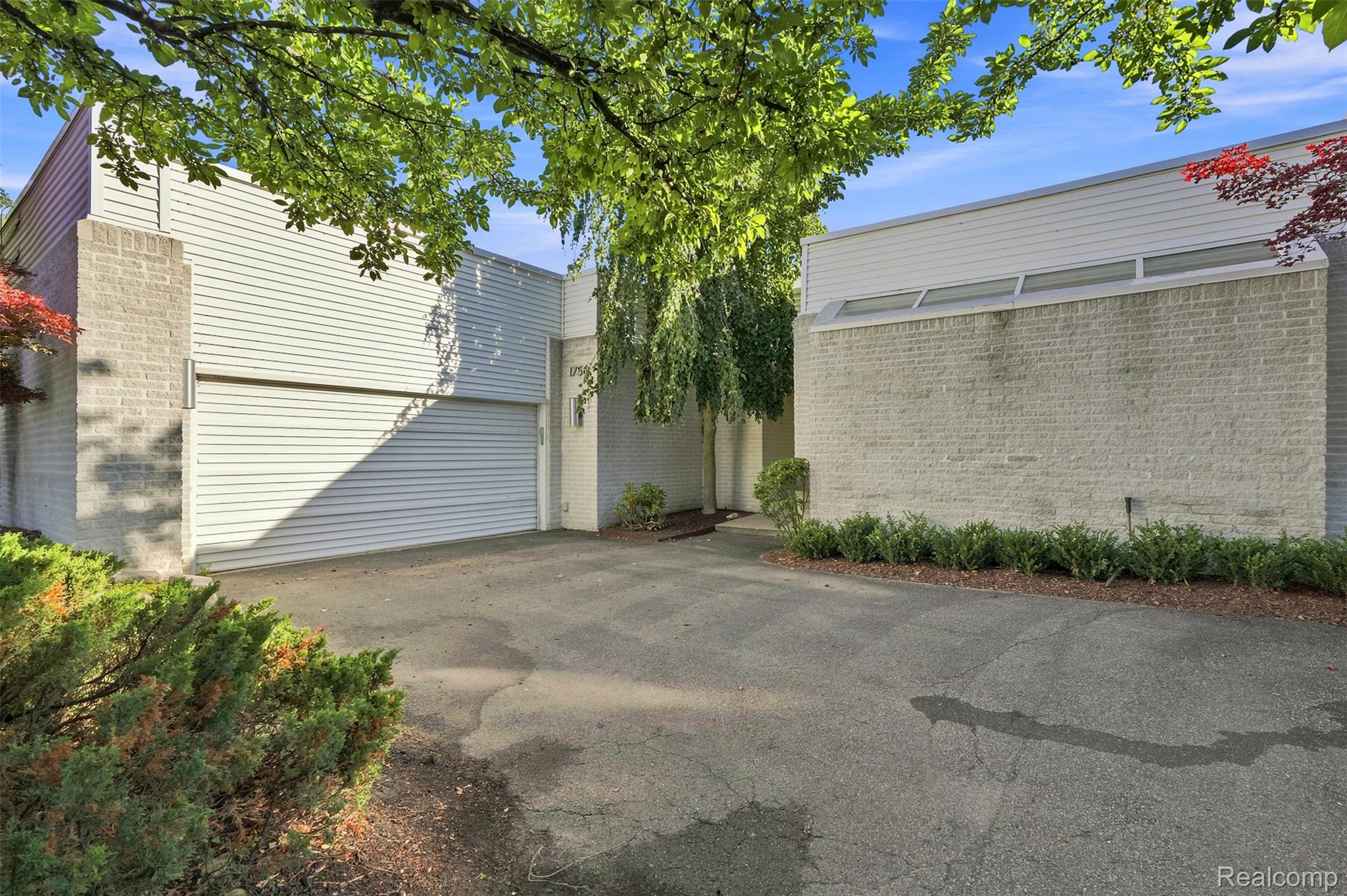 1756 Alexander Drive