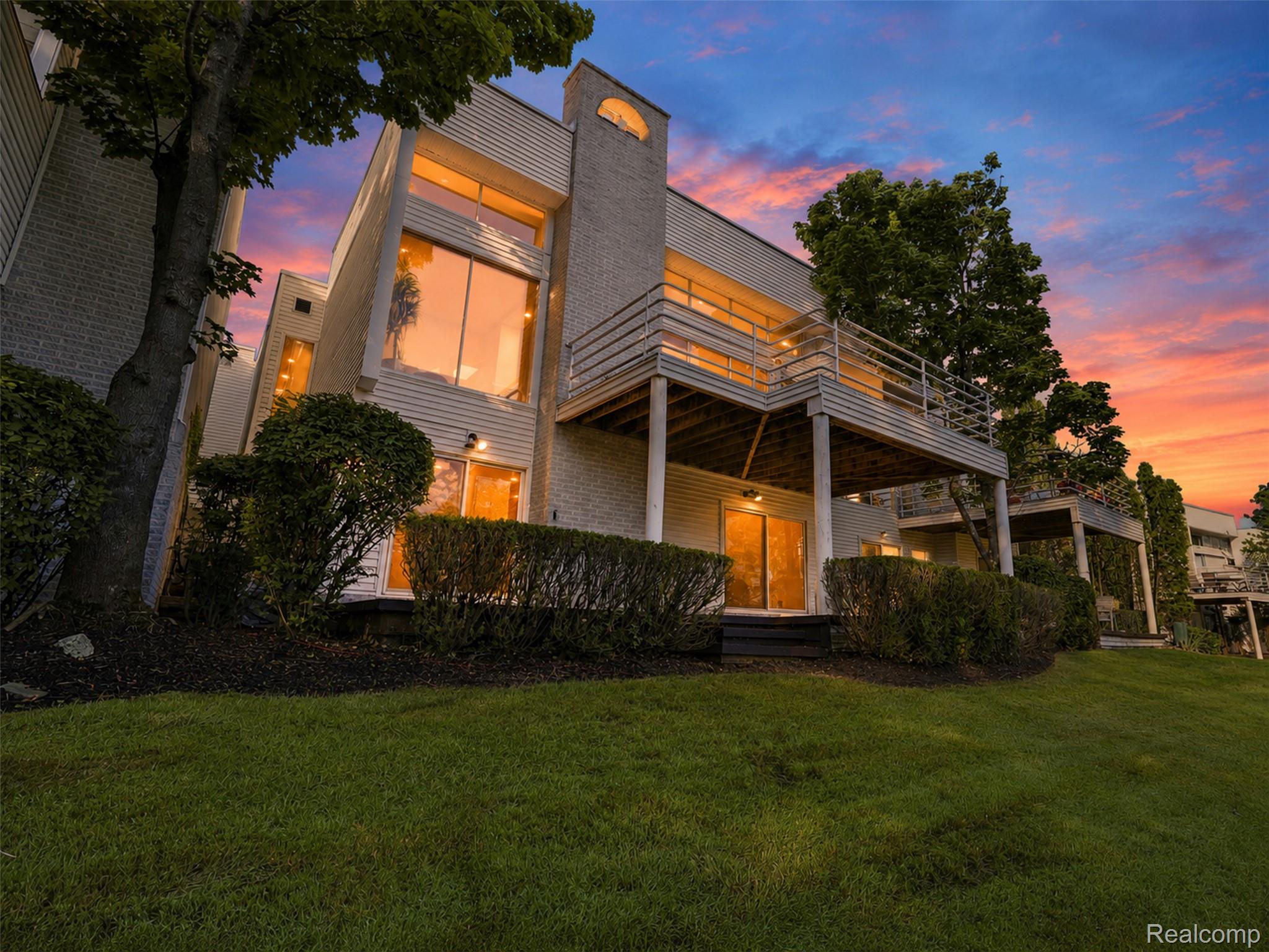 1756 Alexander Drive