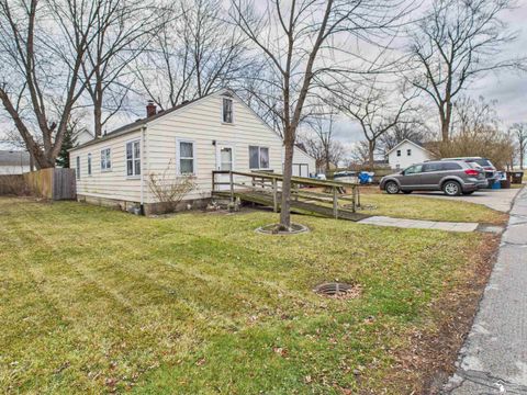 3251 Maplewood Street Frenchtown Township MI 48162