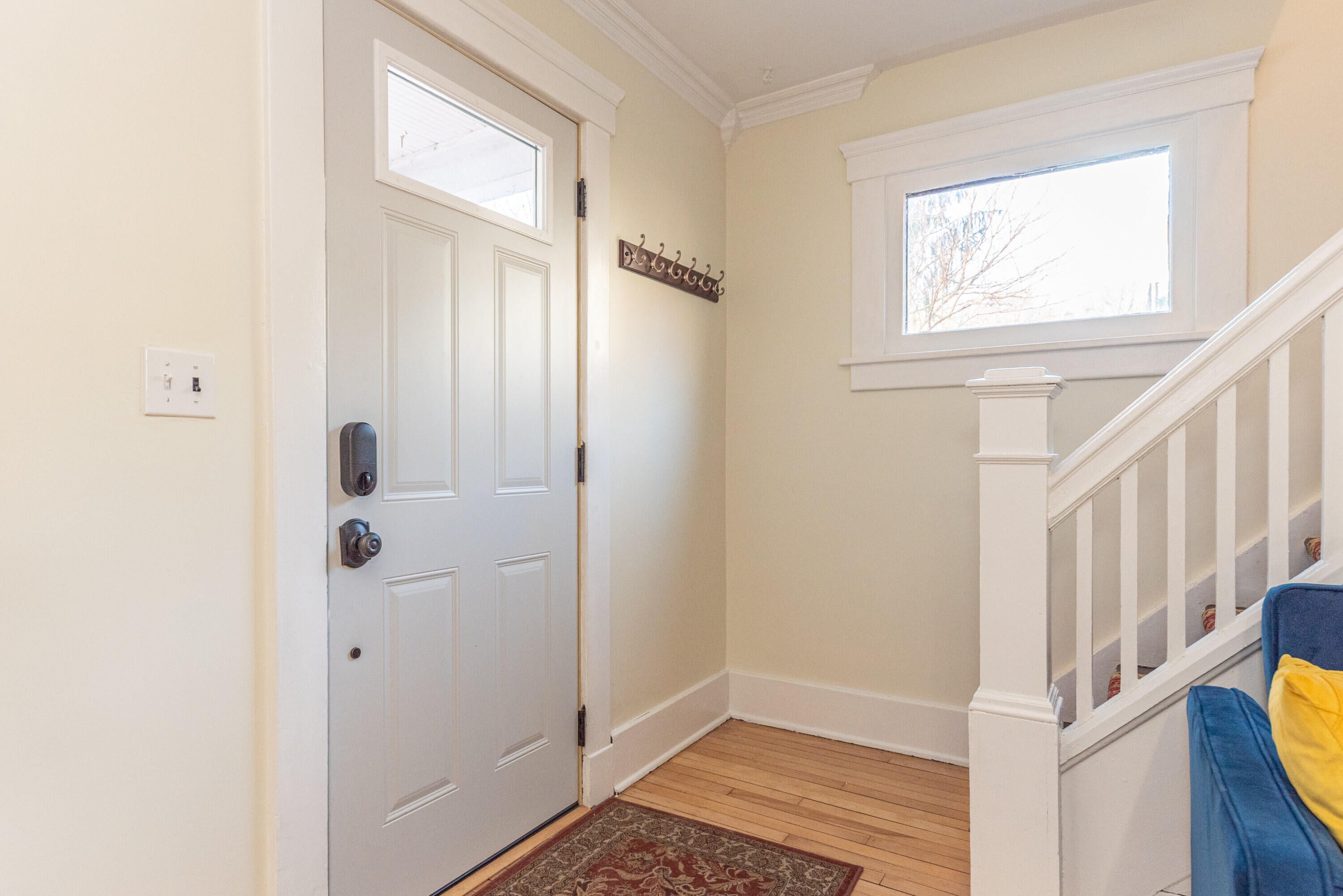210 W Kingsley Street