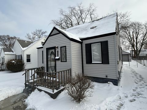 24360 Flower Avenue Eastpointe City MI 48021