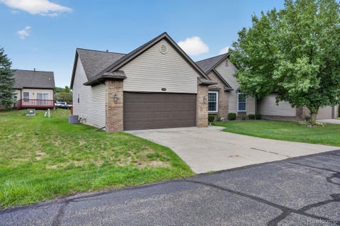 Tiny photo for 5034 Sandalwood Drive, Grand Blanc Charter Township, MI 48439 (MLS # 20261067910)