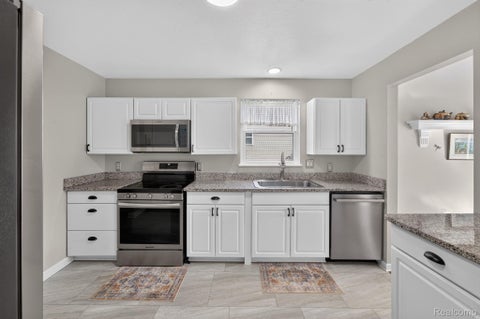 Tiny photo for 5034 Sandalwood Drive, Grand Blanc Charter Township, MI 48439 (MLS # 20261067910)