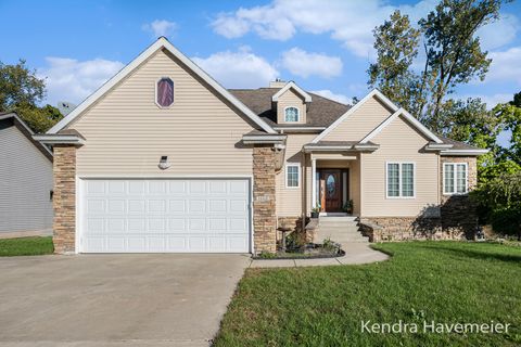 1660 Oakleigh Road NW Grand Rapids City MI 49504