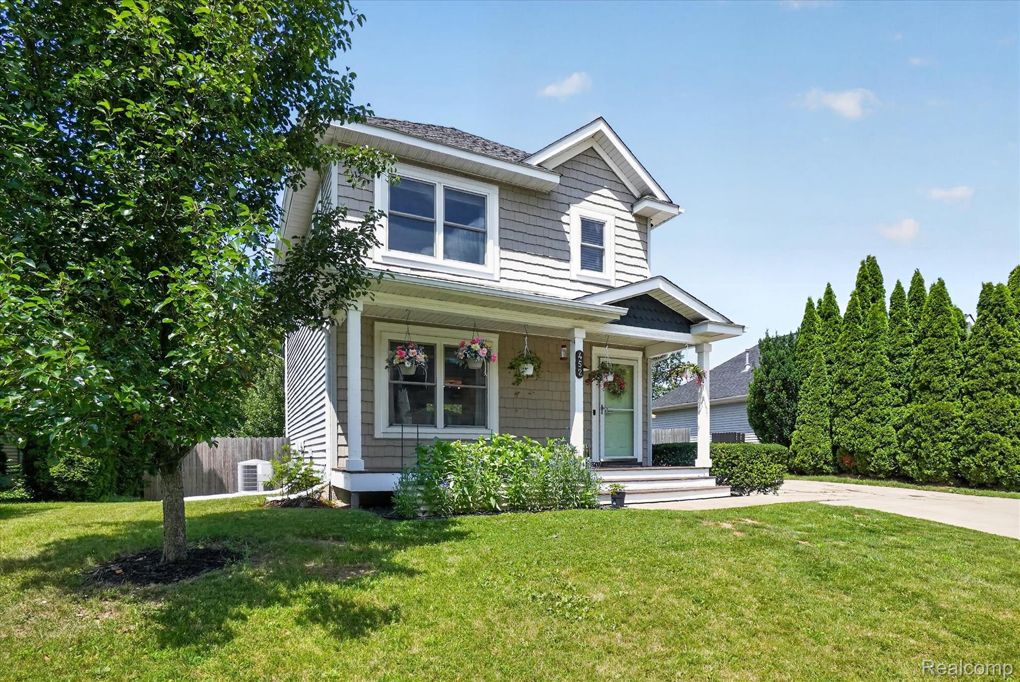 452 Waverly Lane