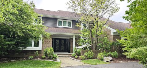 5084 Champlain Circle West Bloomfield Charter Township MI 48323