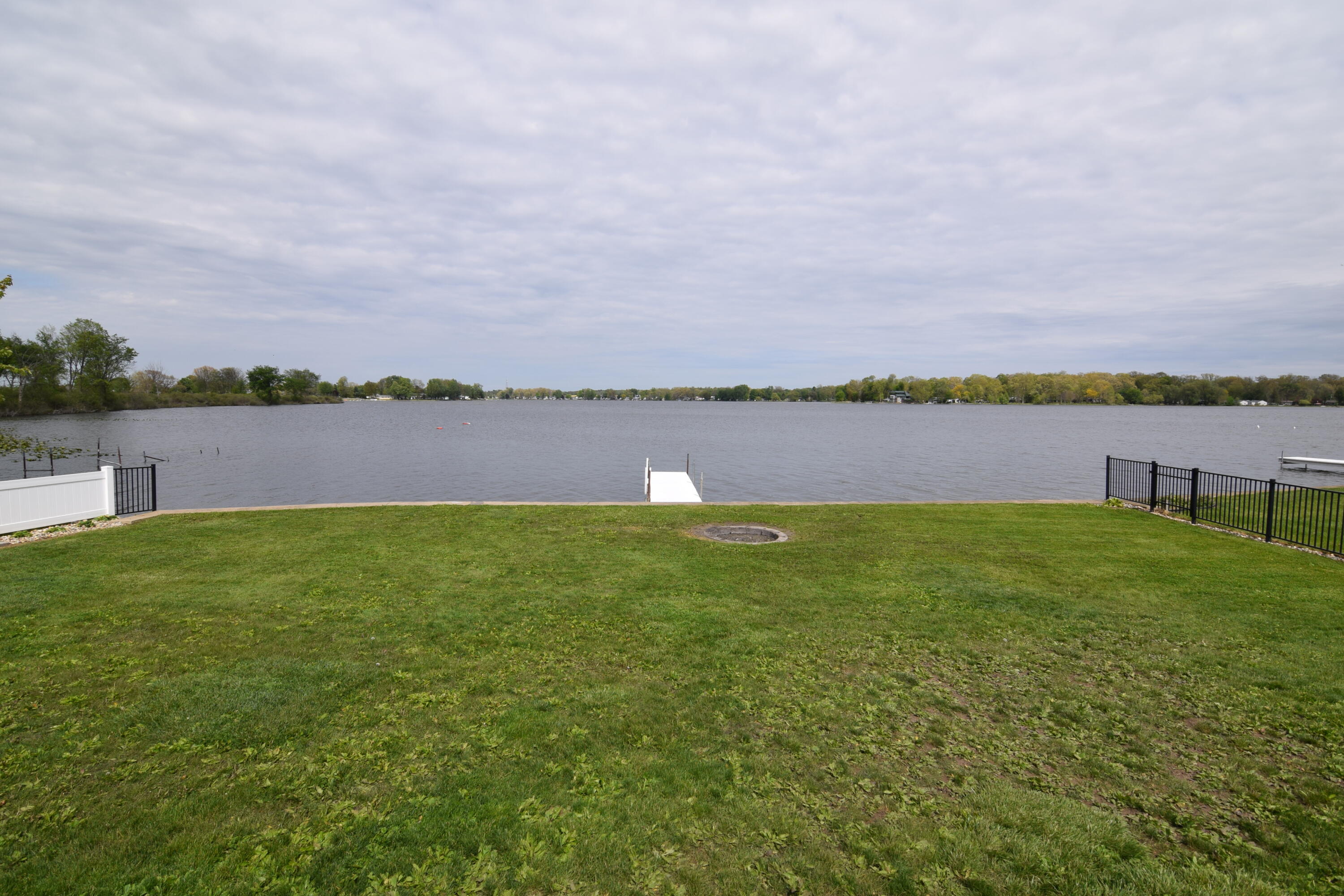 912 West Shore Road