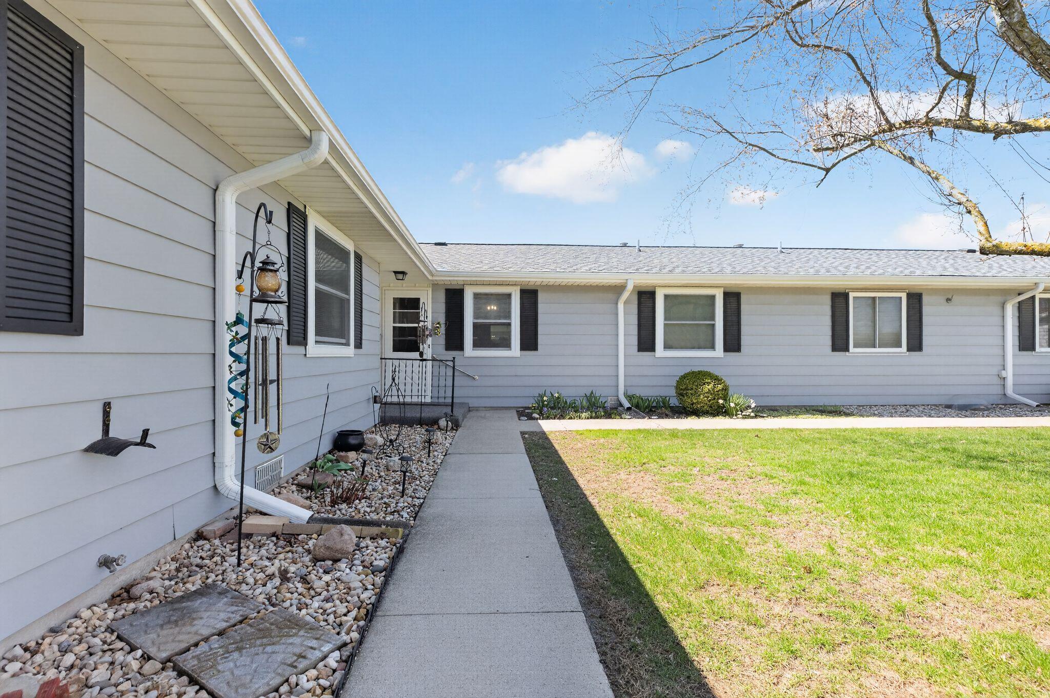 1310 N Boltwood Street 6