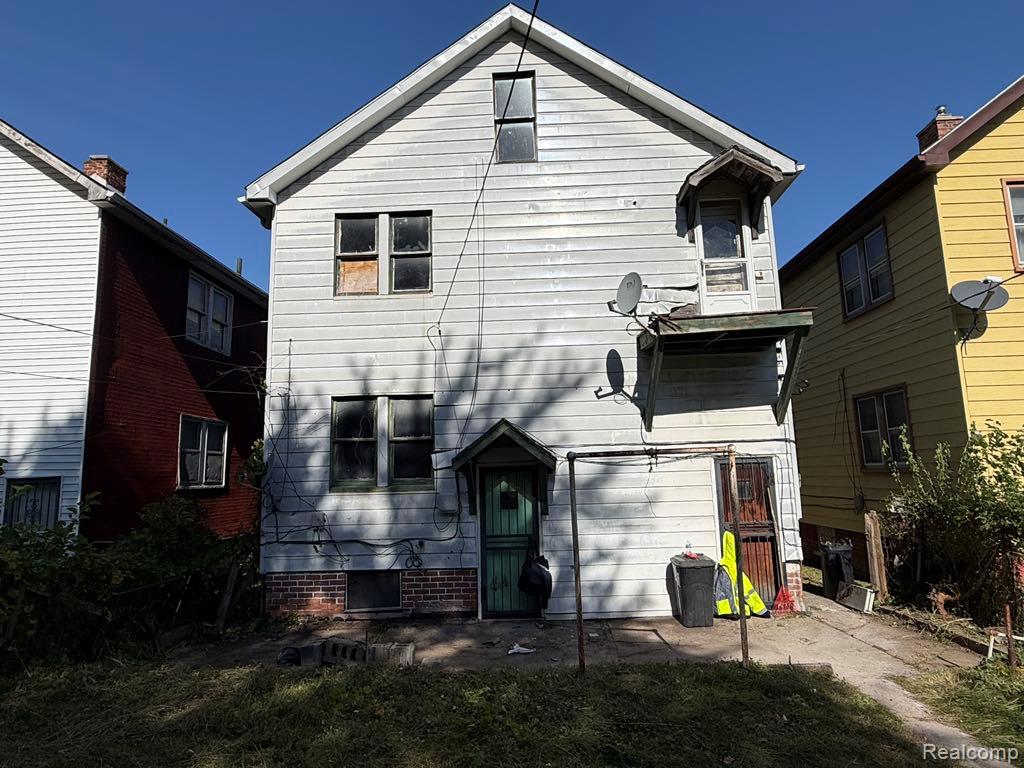 8834 Neal Street