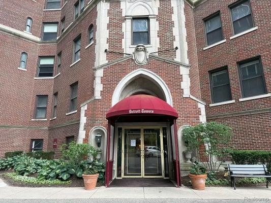 8162 E JEFFERSON AVE # MEZZANIN, DETROIT, MI 48214 - Image 4b90516b846e0eee87b05beb41d1e1fb/3783551703