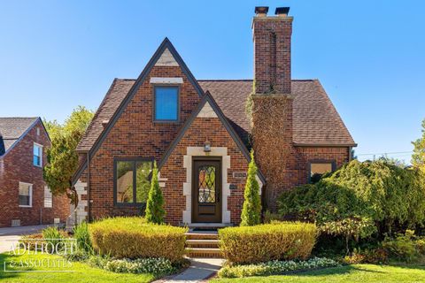 869 Rivard Boulevard Grosse Pointe City MI 48230