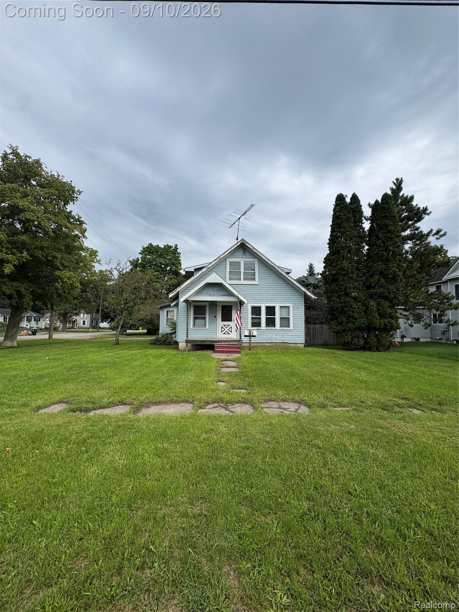 338 W Caroline Street