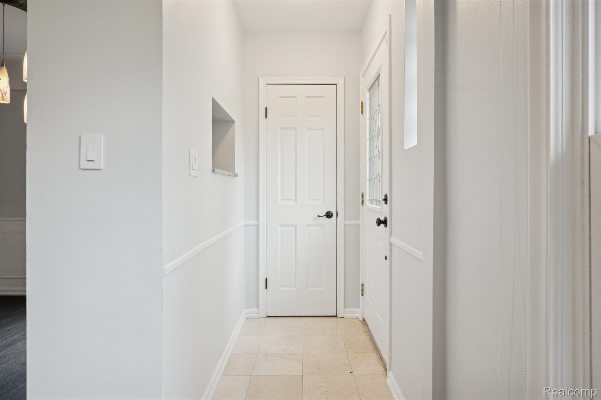 Beverly Hills Village, Michigan 48025, United States, 3 Bedrooms Bedrooms, ,2 BathroomsBathrooms,Residential,Active,233693