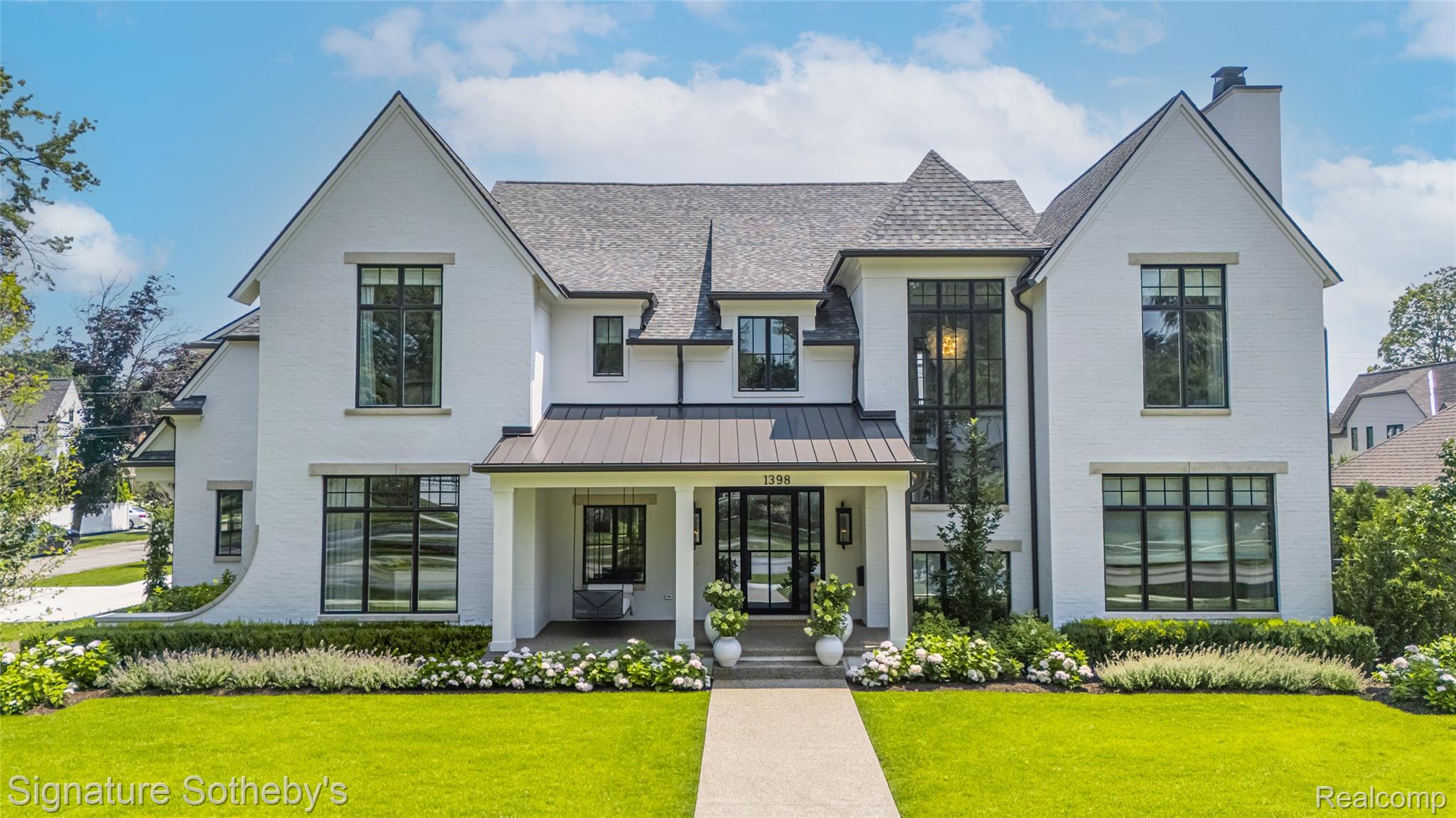 1398 Chesterfield Avenue