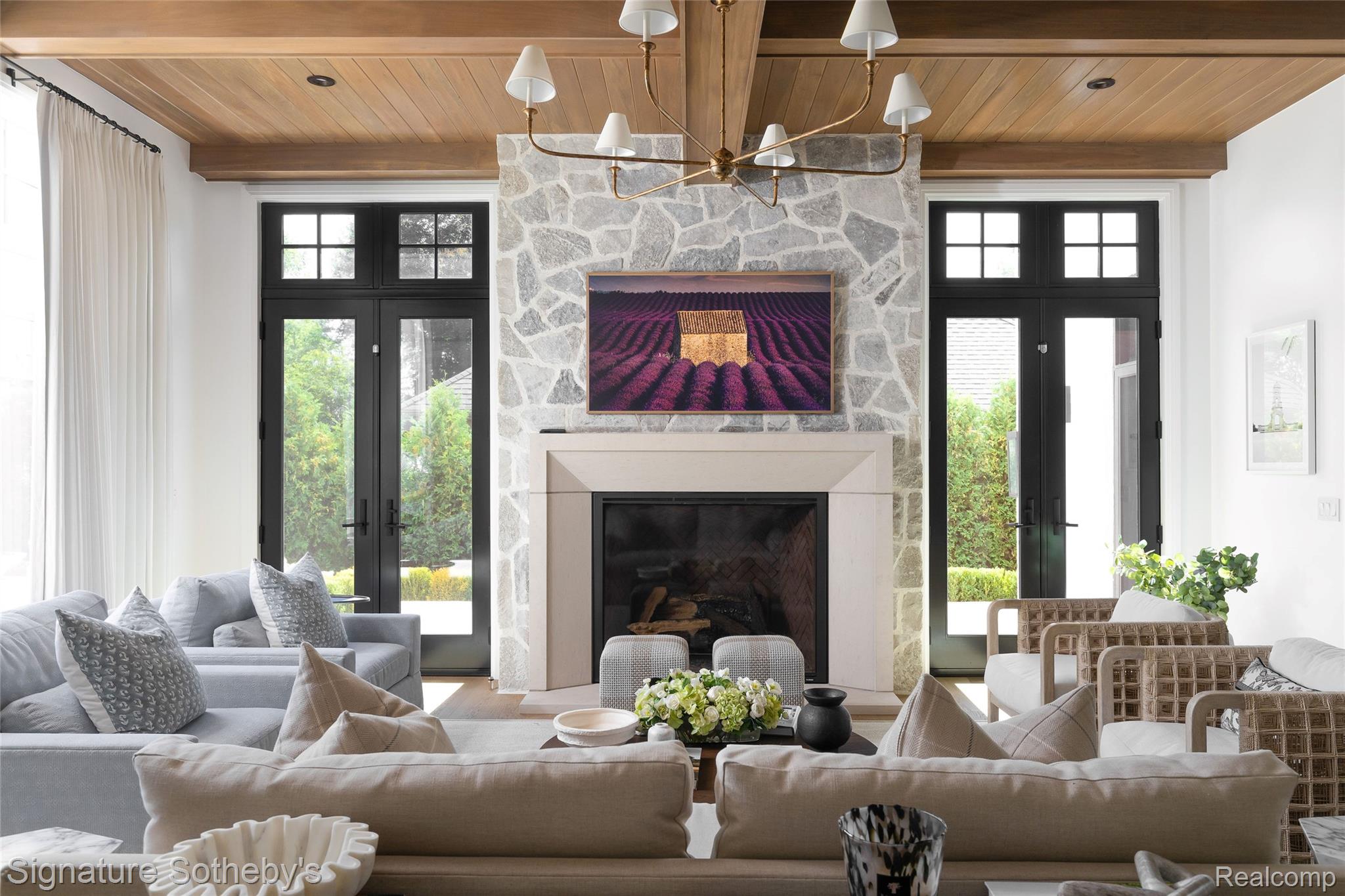 1398 Chesterfield Avenue