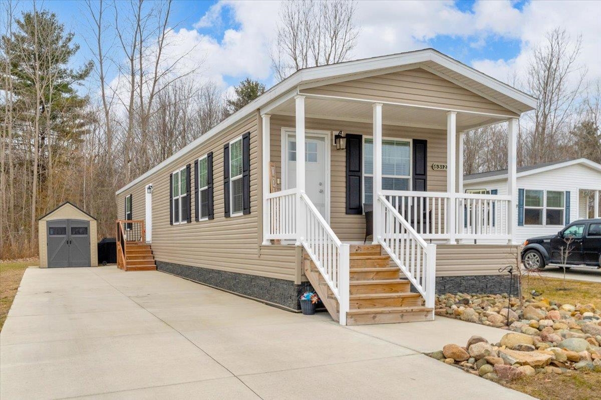 6312 Square Lake Drive